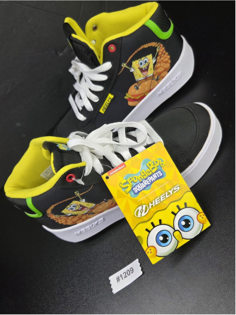 Heelys x SpongeBob SquarePants Roller Shoes Youth Size 5 (US) NEW #1209